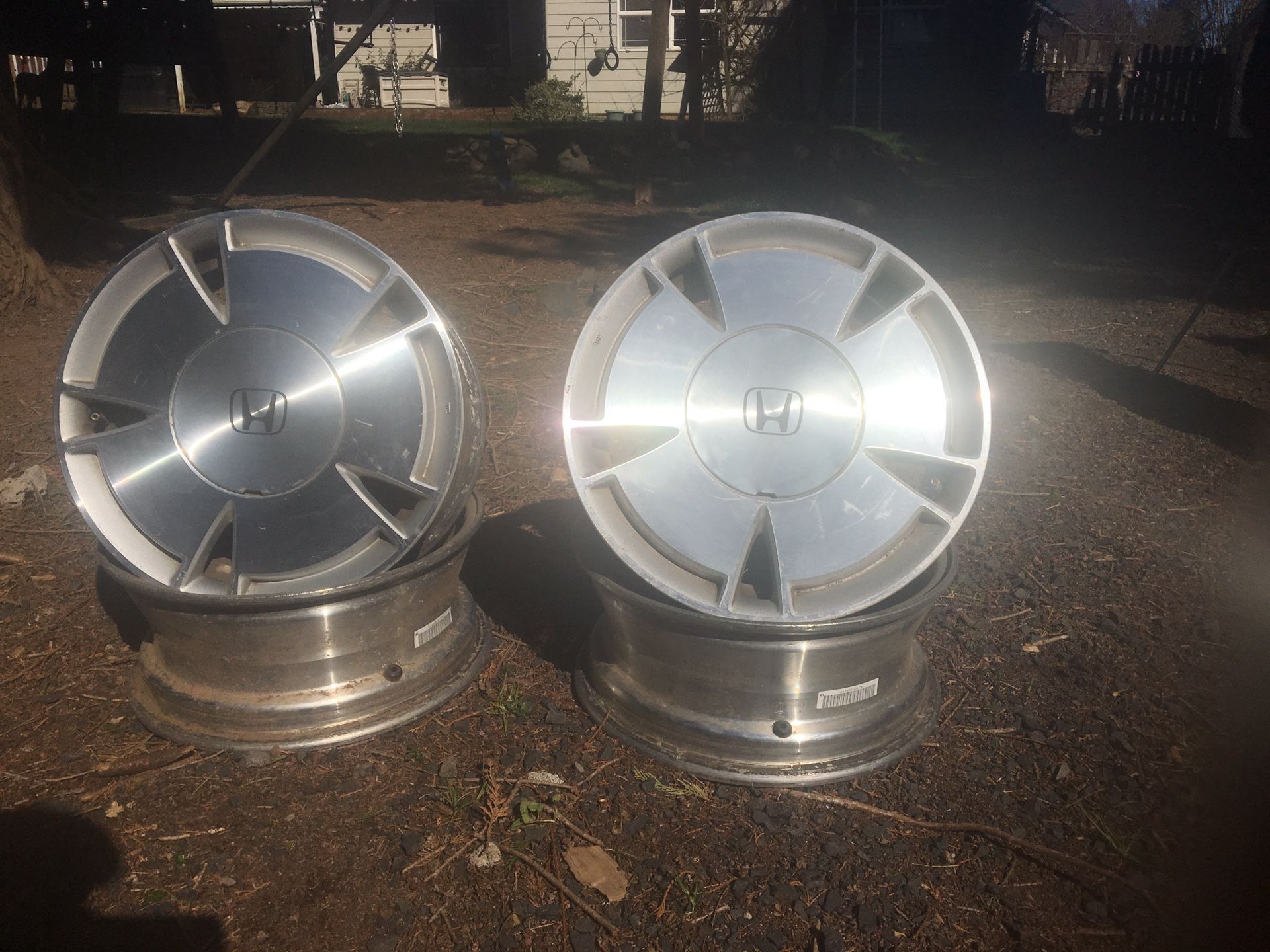 07 Honda Civic Hybrid wheels