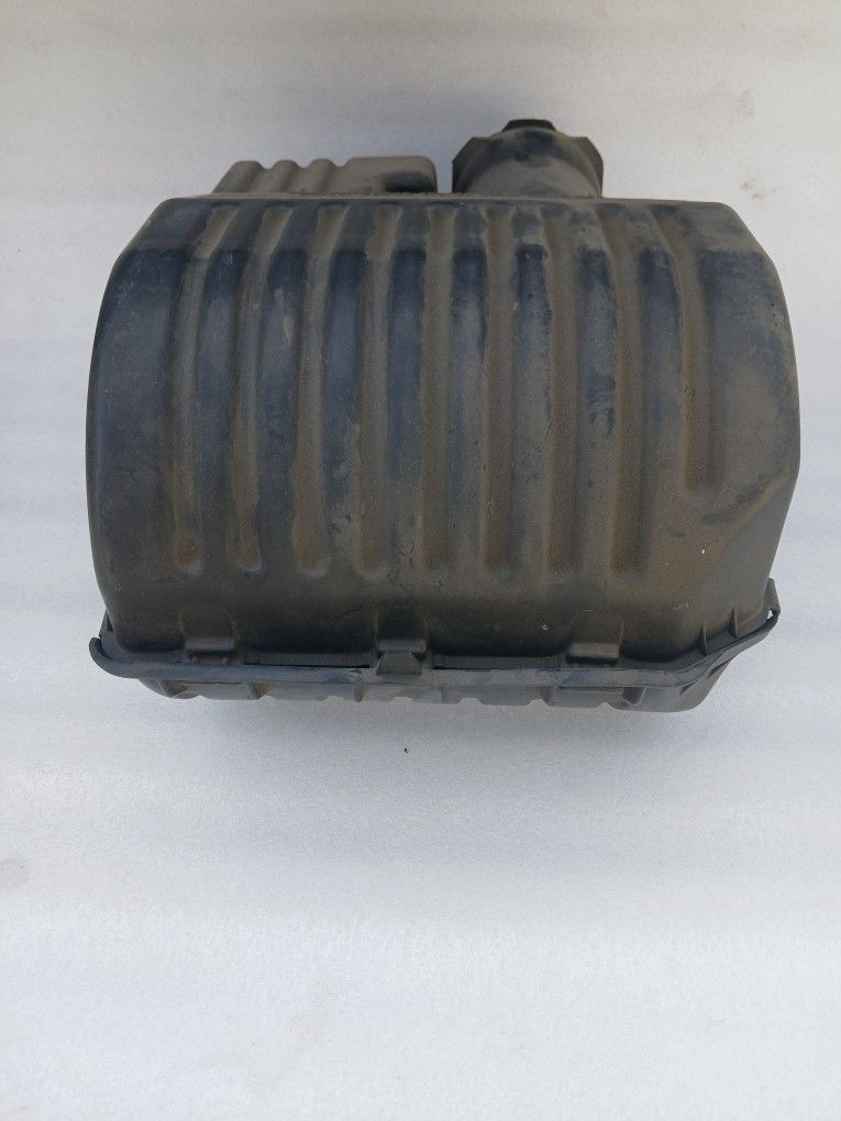 GM Air Filter Box