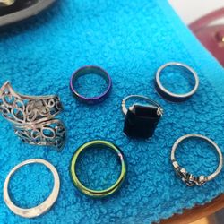 7 Costume Rings, Sizes 5-7