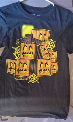 Boys minecraft shirt size 14 Halloween
