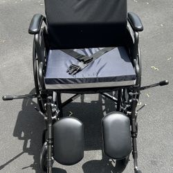 Medline 20 Inch Wide Collapsible Wheelchair. Used Once.