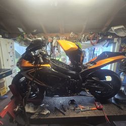 Yamaha  SUZUKI Kawasaki Honda 