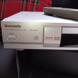 Panasonic DVD-RV30 Player