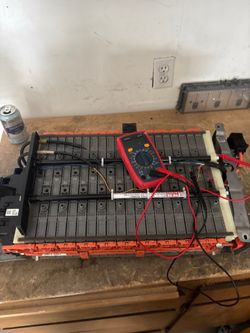 Refurbished Hybrid Battery Pack (Fits Prius, Camry)