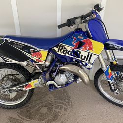 2002 Yz 125 Red Bull 