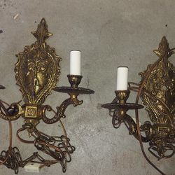 2 Butiful Antique Vintage  Brass  Wall Lamp