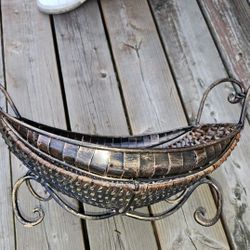 Metal Table Top Holder