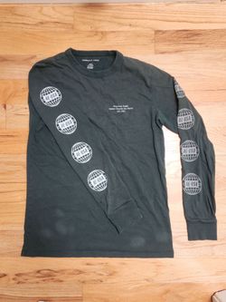Dark Green American Eagle Long Sleeve Size small