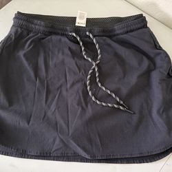 Women’s medium  skort