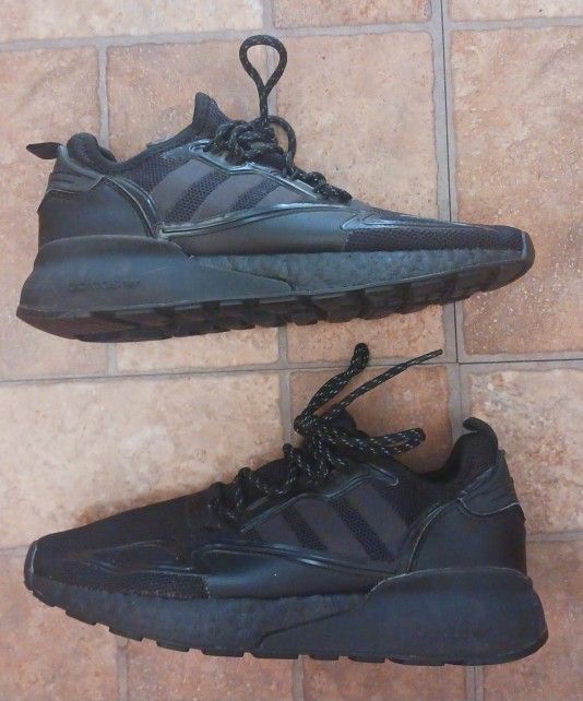 BRAND NEW ADIDAS SIZE 6.5 MEN'S OR 8.5-9 LADIE'S