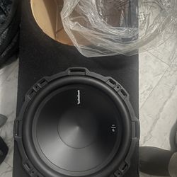 Fosgate Subwoofer P1 2-12”s W/Box Amplifier