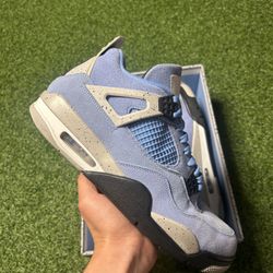 Jordan 4 Unc