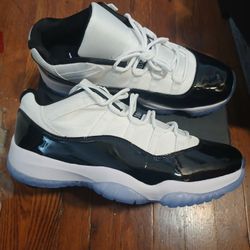 Jordan 11s Size 12