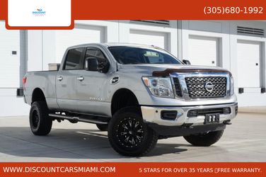 2018 Nissan TITAN XD Crew Cab