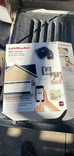 LiftMaster MyQ Universal Smartphone Garage Door Controller Model 821LM