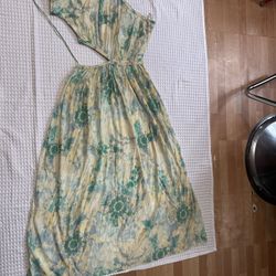 Dress Size M The Westeside 