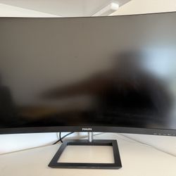 Phillips 32-inch Curved Monitor Like New