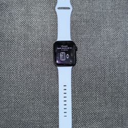 Apple Watch SE 