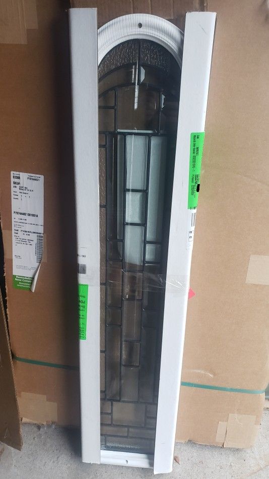 Masonite round top glass insert
Nearly New