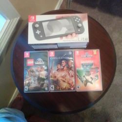 Nintendo Switch Lite w/Games