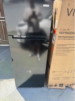Nuevo refigerador poquito golpeado