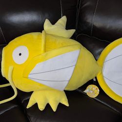 LIMITED POKEMON CENTER NAGOYA 2013 SHINY GOLD MAGIKARP GIANT LIFESIZE PLUSH TOY CUSHION COLLECTABLE 