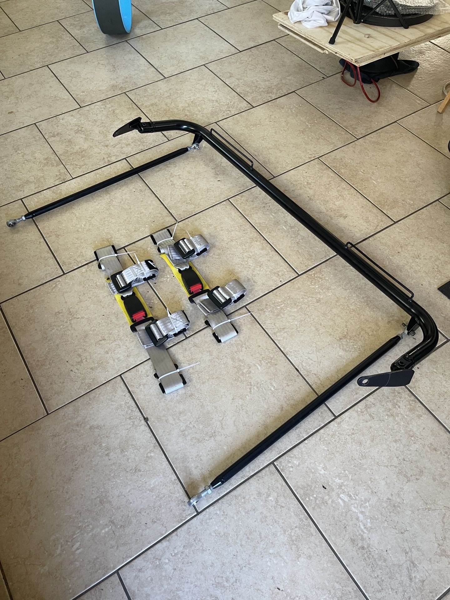 Universal Harness Bar (Truck/Car)