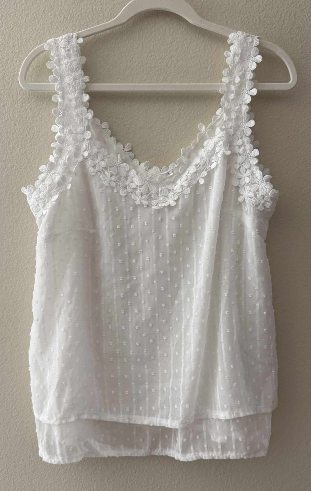  White Tank with flower embedded V neck line. Size XL NWOT