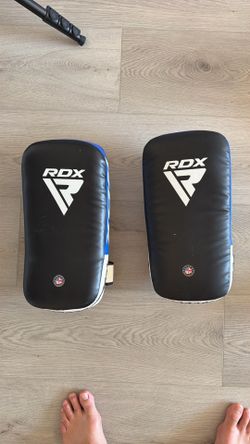 Kickboxing Pads