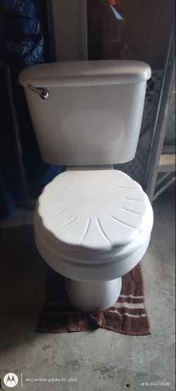 Clean Toilet In Good Condition
