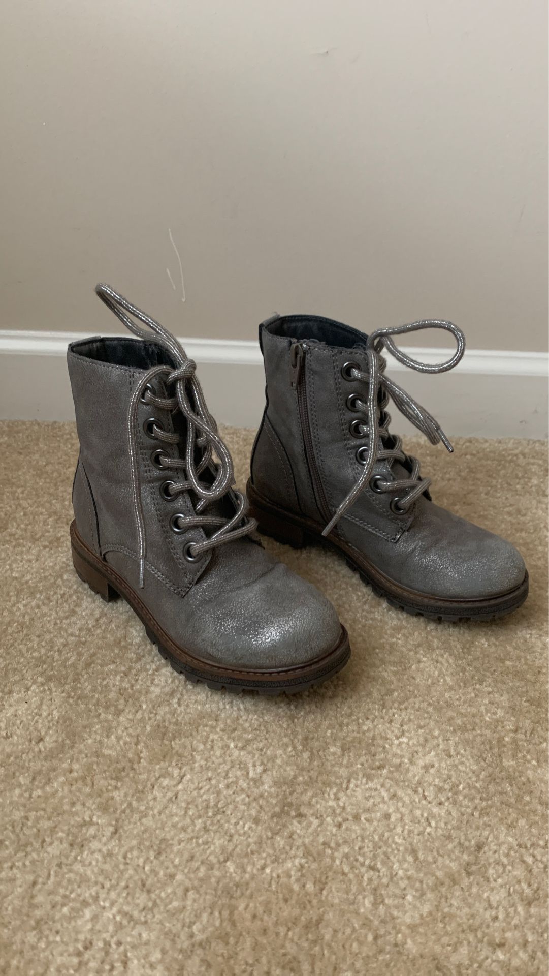 Girls Grey Boots
