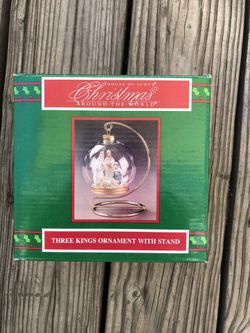 Ornament, Three Kinks