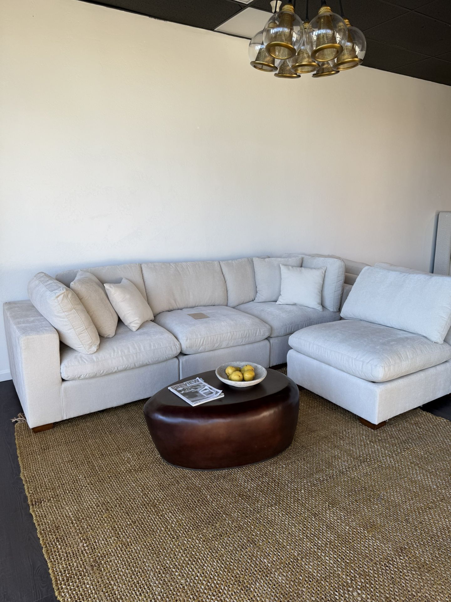 Modern Cloud Modular Sectional – 4 Seat Sofa Chaise – New – Free Delivery (San Diego)