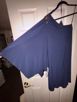Beautiful Navy knee length dress with rhinestone embellishments, Size 16, New