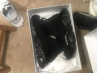 Balenciaga men’s shoe