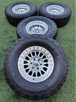 New KMC on 315/70/17 tires 6x139.7 wheels. Chevy Silverado 1500 rims tires