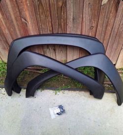Chevy Silverado 1500 / 2500 Fender Flares