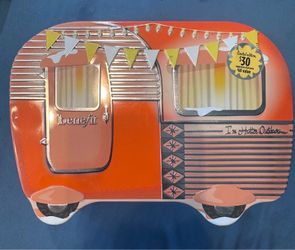 Benefit cosmetici tin containor