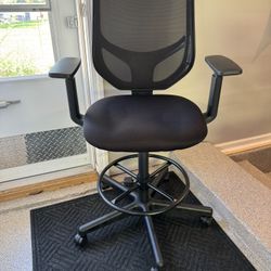 Brand New Black Mesh Back Ergonomic Heights Adjustable Drafting Chair