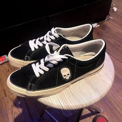 Number (N)ine Oneskulls