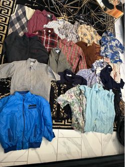 Clothes.  Ropa.