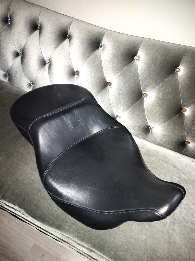 Harley Seat