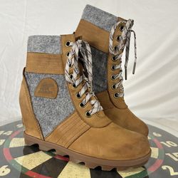 Sorel Lexie Wedge Boots Booties Camel Brown Leather Gray Felt Women’s Size 8.5