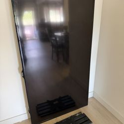 Samsung 54" Tv With Mount 