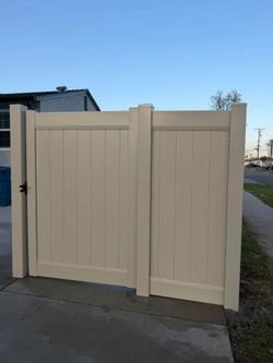 White & Tan Vinyl Fence and Gate Materials