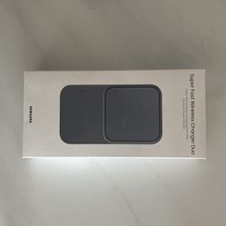*NEW* Samsung Super fast Wireless Charger Duo