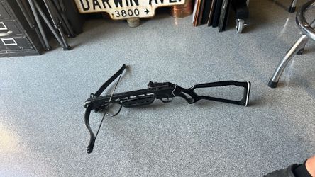 Barnett 150lb Crossbow