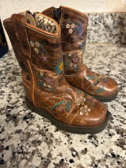 Baby girl boots