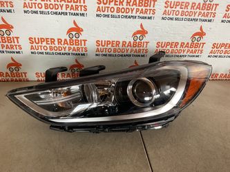 2017 Hyundai Elantra driver halogen Headlight NEW Original 2019✅