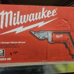 Milwaukee 18 Gauge Metal Shear 